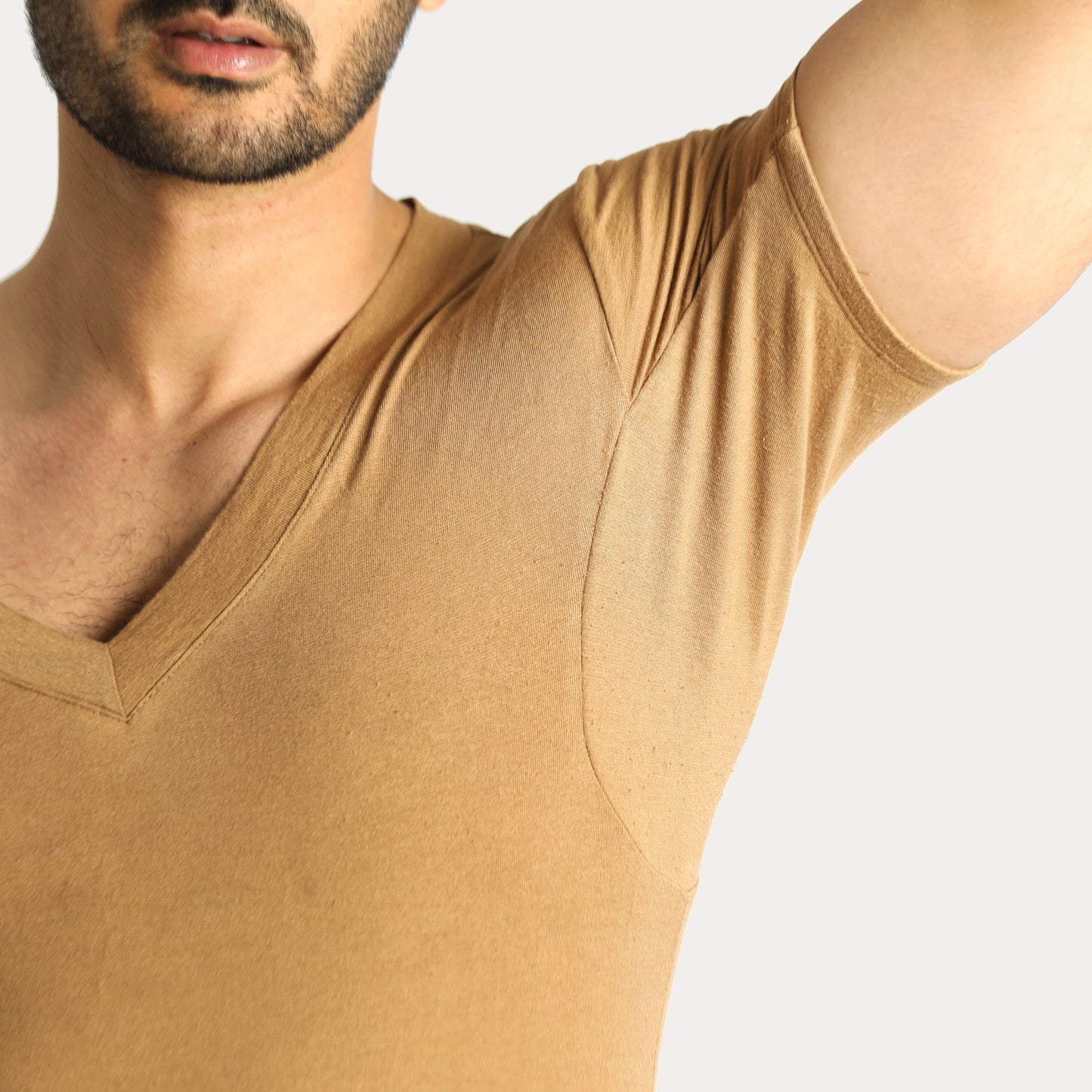 Tricot Col V — Manches courtes